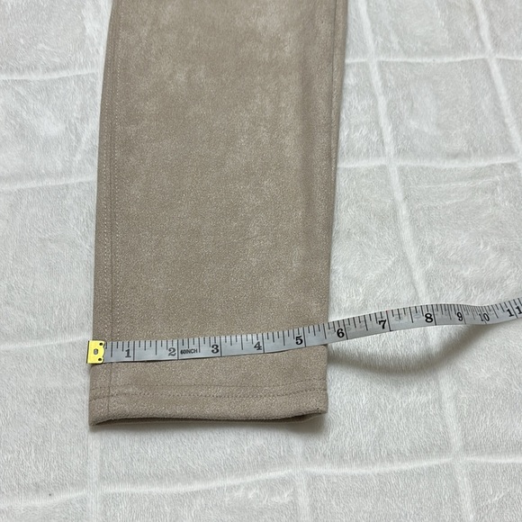 Magaschoni Beige Faux‎ Suede Soft Ankle Cropped Pants, Women’s Medium - Picture 9 of 9